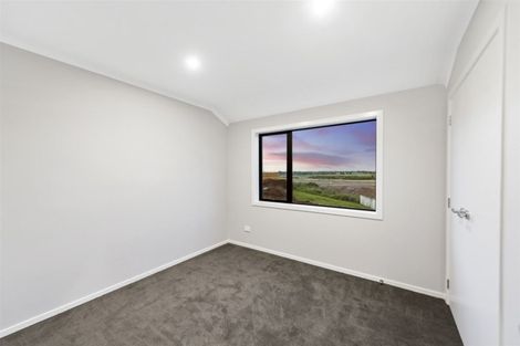 Photo of property in 15 Waikaka Place, Rototuna North, Hamilton, 3210