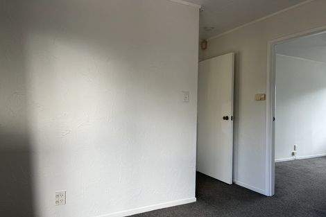 Photo of property in 20 Santiago Crescent, Unsworth Heights, Auckland, 0632