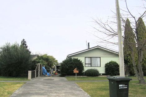 Photo of property in 1/11 Hetley Crescent, Taradale, Napier, 4112