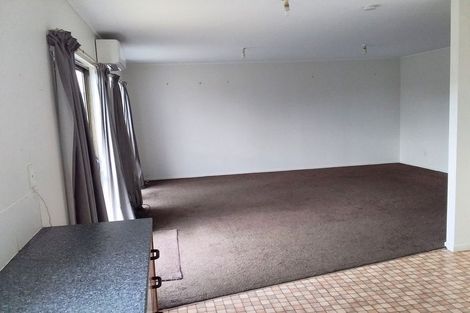 Photo of property in 2/48 Greenpark Road, Penrose, Auckland, 1061