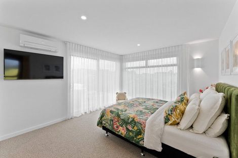 Photo of property in Tapuae, 26 Washer Road, Omata, New Plymouth, 4374