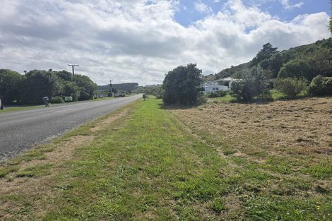 Photo of property in 88 Lake Ferry Road, Lake Ferry, Featherston, 5772