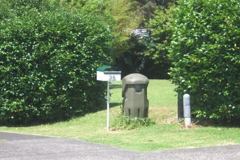 Photo of property in 36 Fowler Street, Northcote, Auckland, 0627