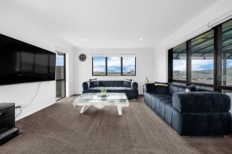 Photo of property in 2 Viv Green Place, Pokeno, 2402