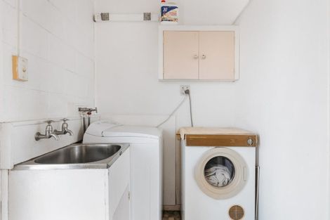 Photo of property in 22 Karewa Parade, Papamoa Beach, Papamoa, 3118