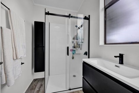 Photo of property in 29 Gibson Place, Patea, 4520