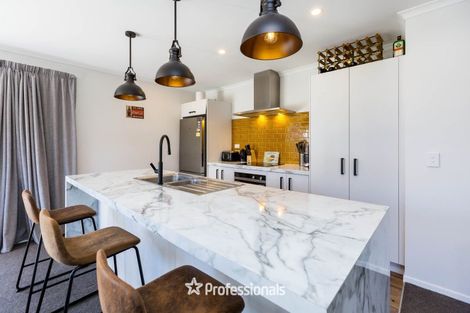 Photo of property in 18 Castletown Street, Wallaceville, Upper Hutt, 5018