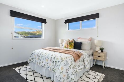 Photo of property in 12 Torea Place, Kenepuru, Porirua, 5022