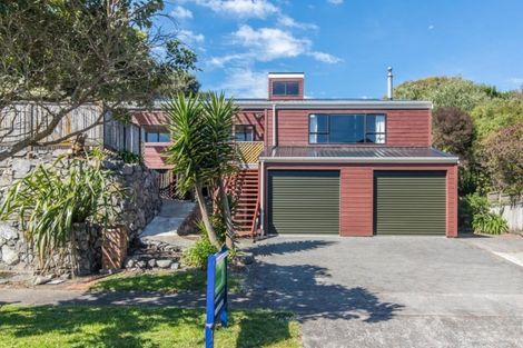 Photo of property in 42 Weggery Drive, Waikanae Beach, Waikanae, 5036