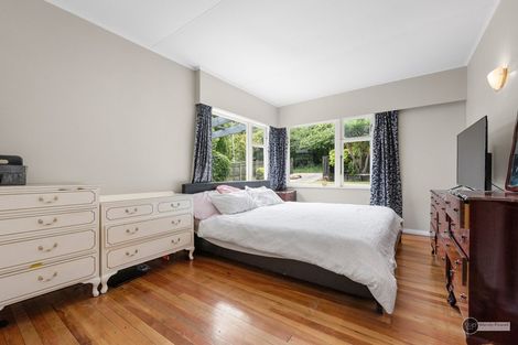 Photo of property in 32 Coast Road, Wainuiomata, Lower Hutt, 5014