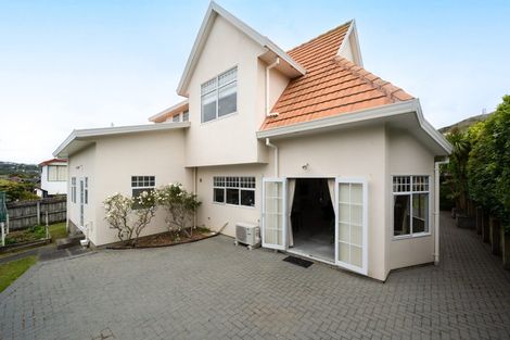 Photo of property in 4 Amesbury Drive, Churton Park, Wellington, 6037