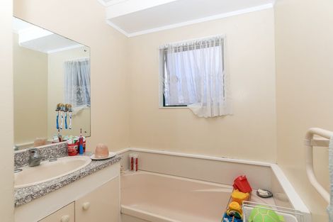 Photo of property in 177 Hakanoa Street, Huntly, 3700