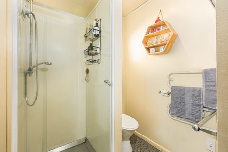 Photo of property in 15a Ruataniwha Street, Waipawa, 4210