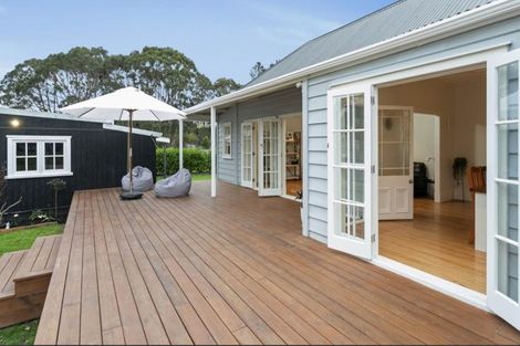 Photo of property in 29 Taupaki Road, Taupaki, Henderson, 0782