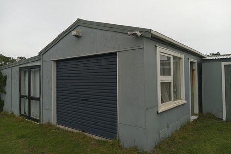 Photo of property in 21 Kent Avenue, Waitarere Beach, Levin, 5510