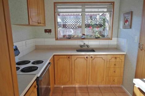 Photo of property in 2/8 Peverel Street, Riccarton, Christchurch, 8011