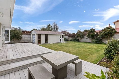 Photo of property in 144 Wairakei Road, Bryndwr, Christchurch, 8053