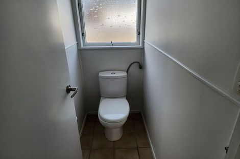 Photo of property in 8 Malvina Place, Bucklands Beach, Auckland, 2014