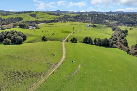 Photo of property in 122 Iranui Road, Inner Kaiti, Gisborne, 4010