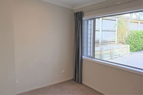 Photo of property in 9/19 Collins Avenue, Tawa, Wellington, 5028