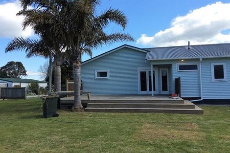Photo of property in 59 College Road, Edgecumbe, 3120