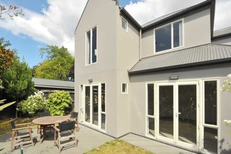 Photo of property in 19a Beatrice Place, Avonhead, Christchurch, 8042