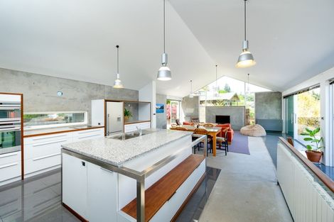 Photo of property in 2 Tenby Street, Wanaka, 9305