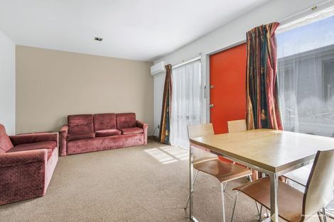 Photo of property in 4/20 Lorne Street, Melville, Hamilton, 3206