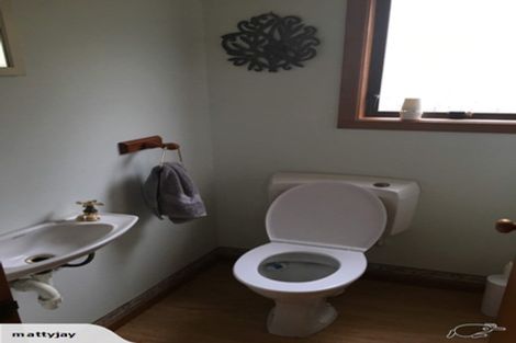 Photo of property in 2/5 Scarborough Terrace, Mount Victoria, Wellington, 6011