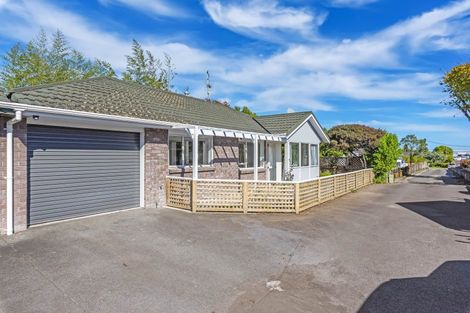 Photo of property in 2/32 Hurley Road, Paraparaumu Beach, Paraparaumu, 5032