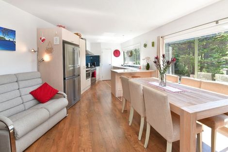 Photo of property in 49 Cochrane Avenue, Arkles Bay, Whangaparaoa, 0932