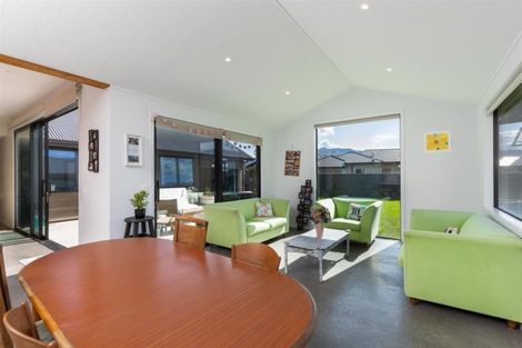 Photo of property in 68 Myles Way, Lower Shotover, Queenstown, 9304