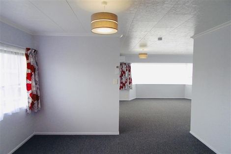 Photo of property in 11 Doone Street, Lynmouth, New Plymouth, 4310