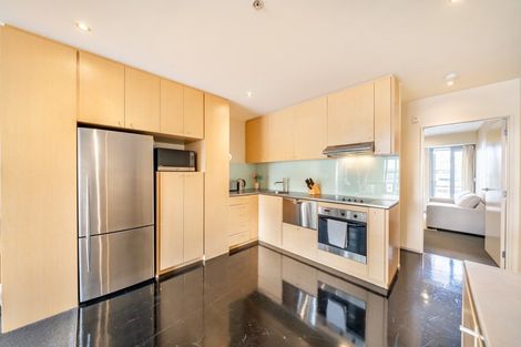 Photo of property in Sanctum Apartment, 10 Ebor Street, Te Aro, Wellington, 6011