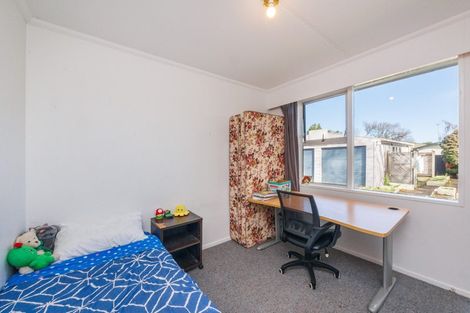 Photo of property in 4 Acacia Street, Kelvin Grove, Palmerston North, 4414
