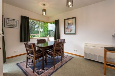 Photo of property in 2 Pentonville Close, Westmorland, Christchurch, 8025