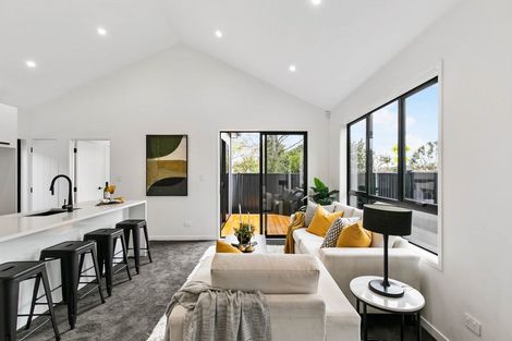 Photo of property in 54d Te Atatu Road, Te Atatu South, Auckland, 0610