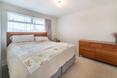Photo of property in 71n Randwick Crescent, Moera, Lower Hutt, 5010