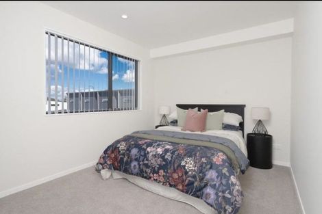 Photo of property in 26 Tukari Lane, Mangere Bridge, Auckland, 2022