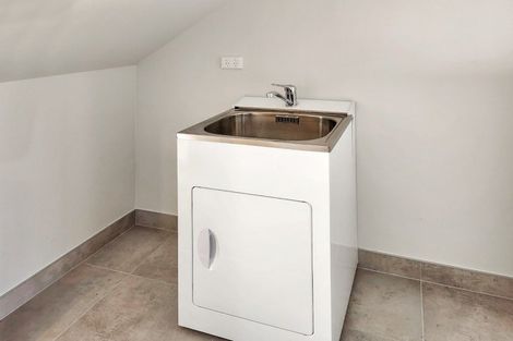 Photo of property in 6b Russell Street, Waterloo, Lower Hutt, 5011