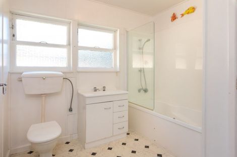 Photo of property in 48 Wairau Road, Picton, 7220