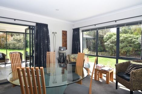 Photo of property in 7 The Glade, Carterton, 5713