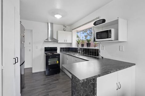 Photo of property in 1/40 Wilson Street, Islington, Christchurch, 8042