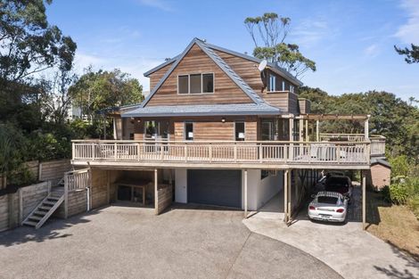 Photo of property in 150 Wade River Road, Wade Heads, Whangaparaoa, 0932