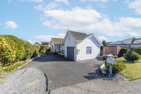 Photo of property in 15a Puriri Street, Hilltop, Taupo, 3330