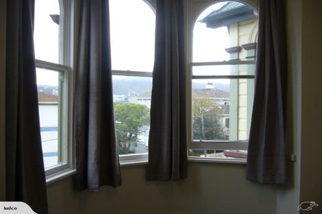 Photo of property in 4 Hawker Street, Mount Victoria, Wellington, 6011