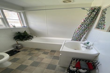 Photo of property in 45 Rangiora Avenue, Roslyn, Palmerston North, 4414