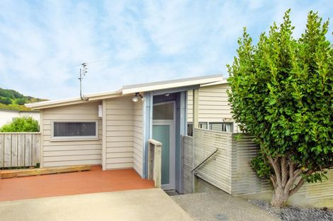 Photo of property in 64a Sheridan Terrace, Johnsonville, Wellington, 6037