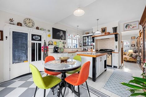 Photo of property in 12 Collins Street, Petone, Lower Hutt, 5012