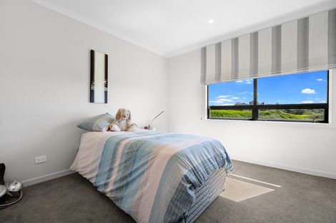 Photo of property in 23 Sarona Park Drive, Omanawa, Tauranga, 3171